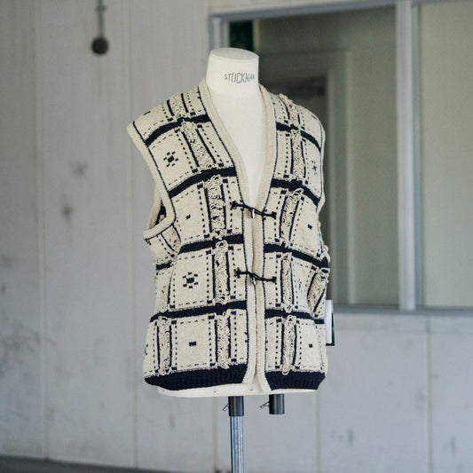 Blocked-Jacquard Vest