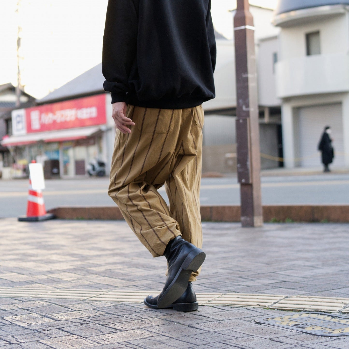 Tapered Pants