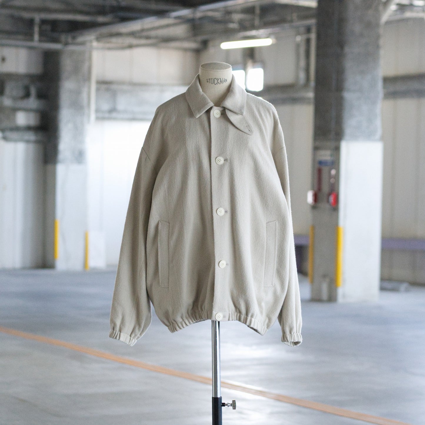 OVERSIZED BLOUSON
