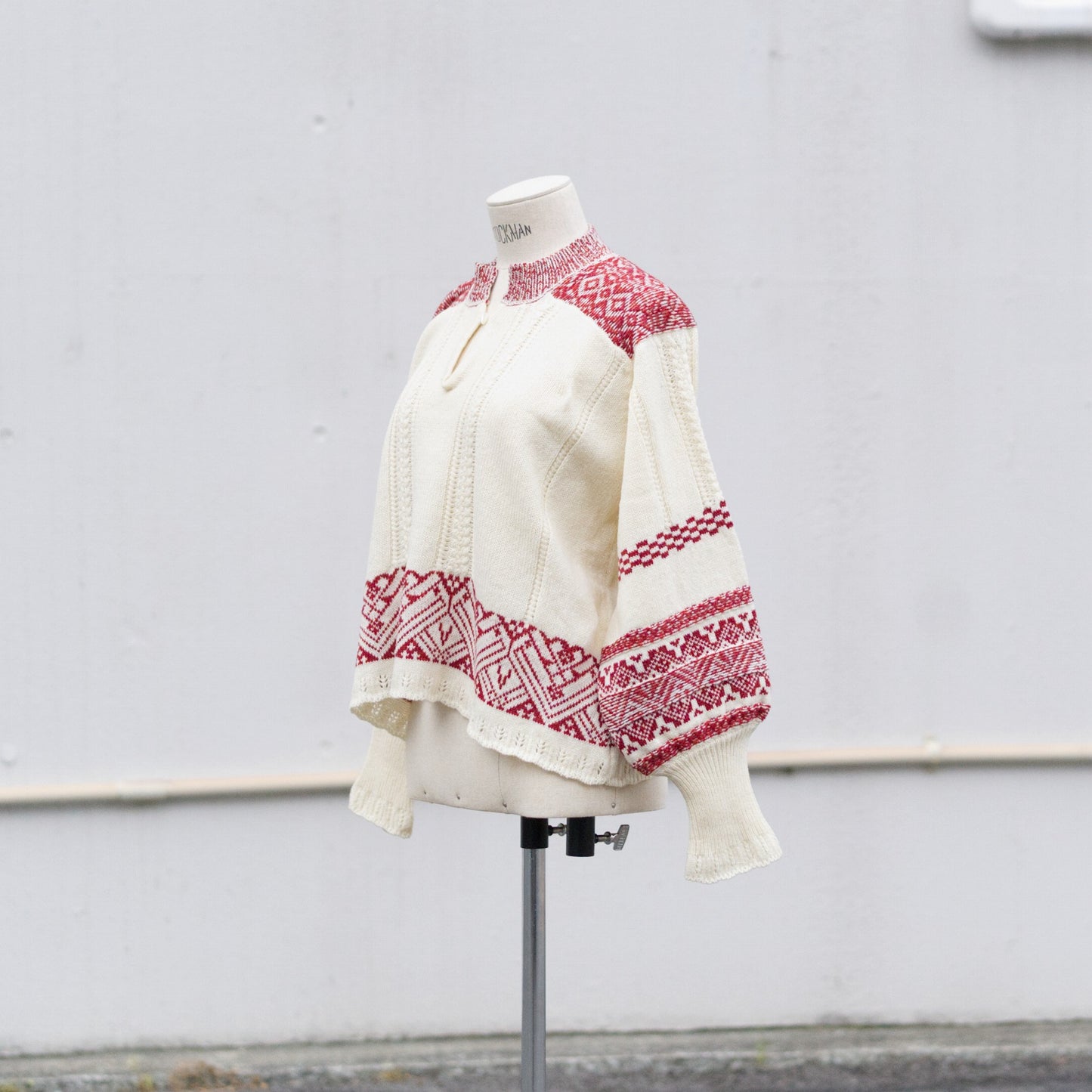 Seiyako jacquard blouse