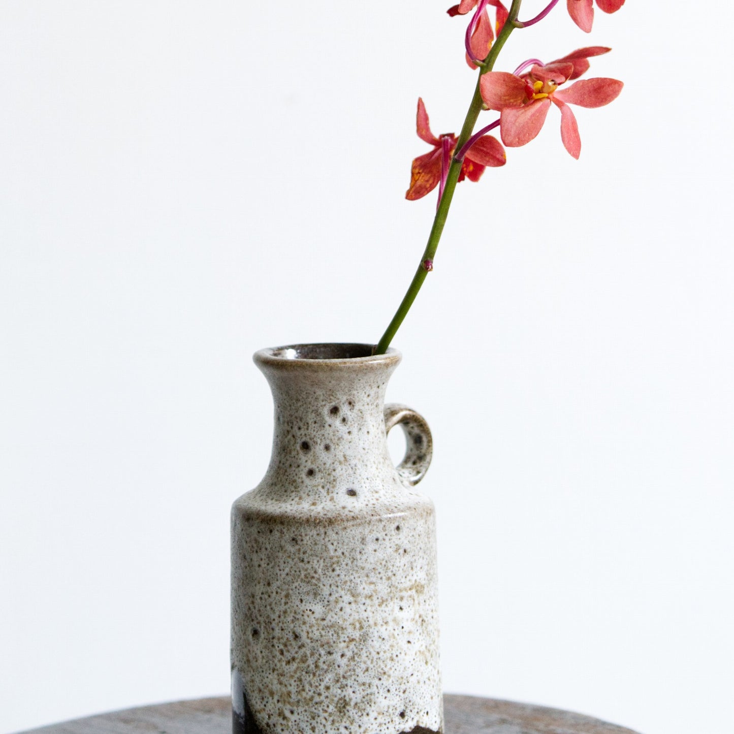 Fat Lava pottery vase 06