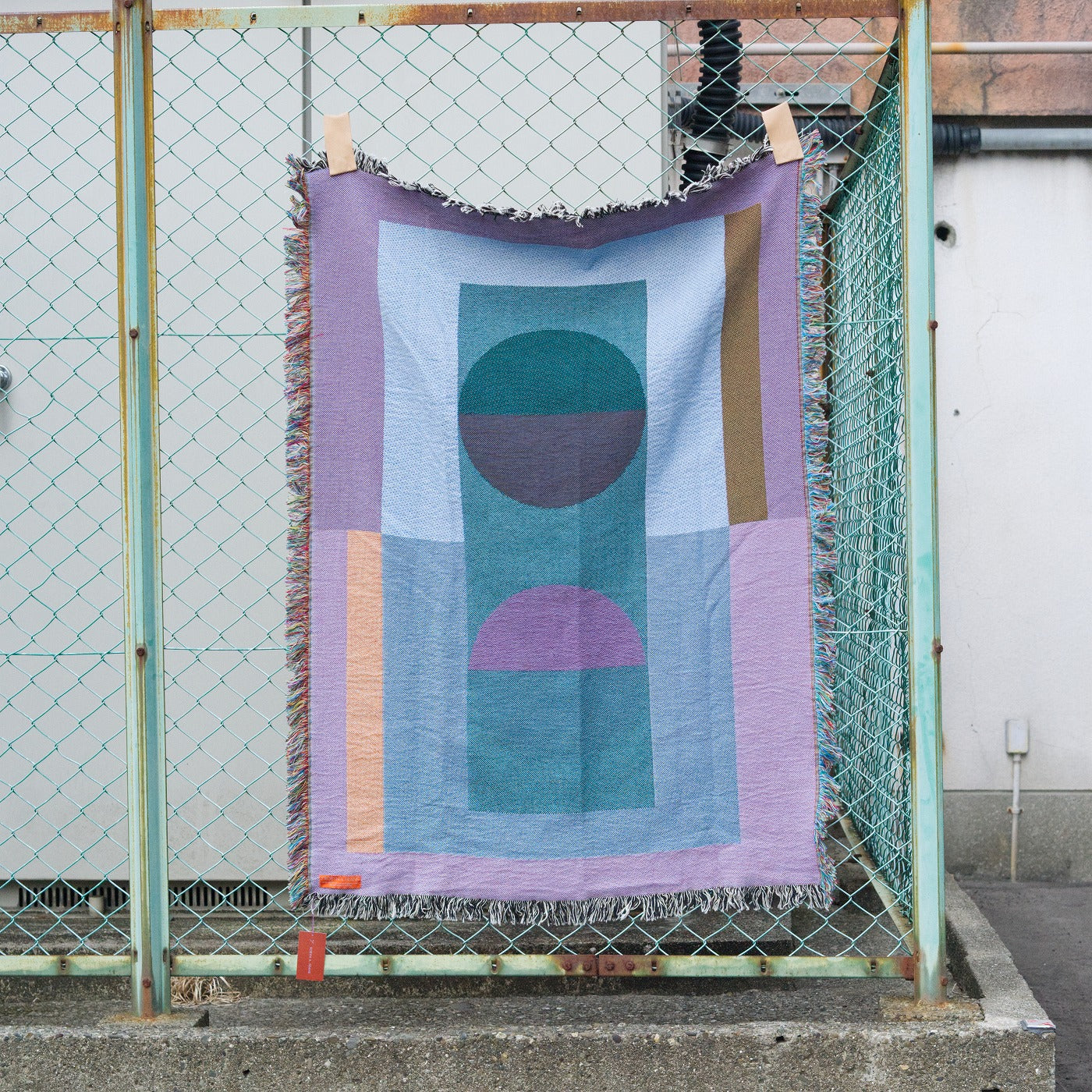 Blanket 03 - Past present assemblage