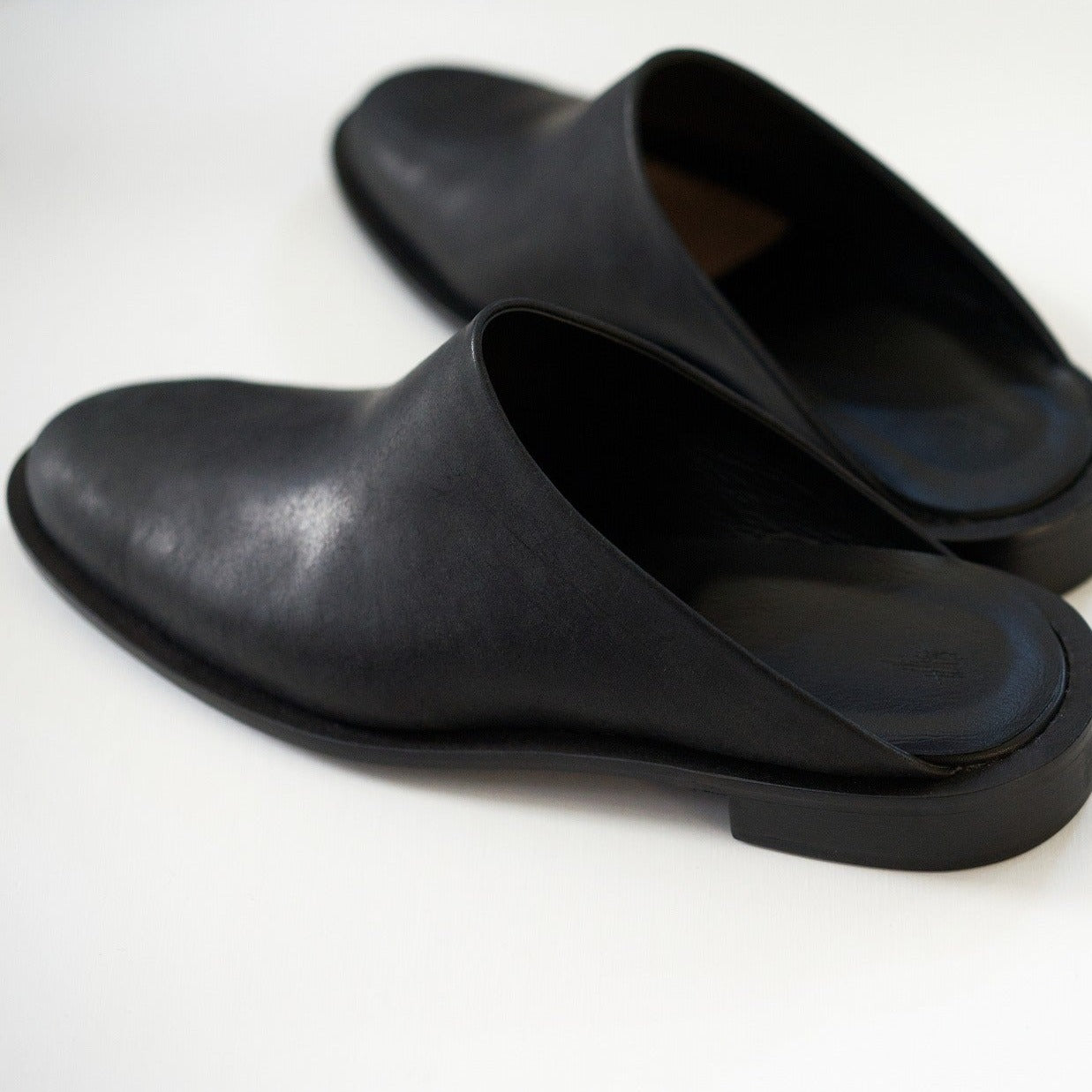 SABOT - BLACK×BLACK (Men's)