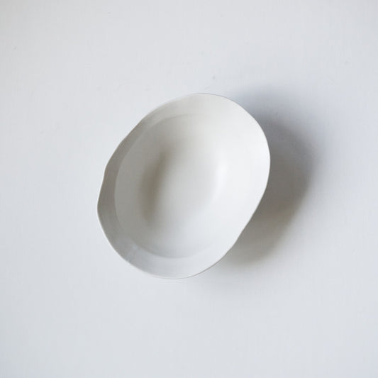 White porcelain matte rim oval deep bowl (medium)