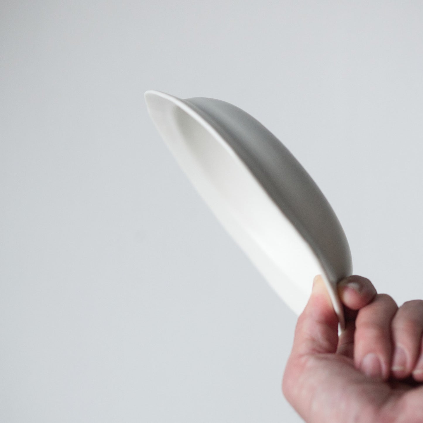 白磁マットリム深鉢(中)