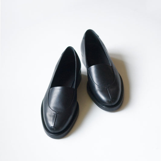 SEAM Loafers