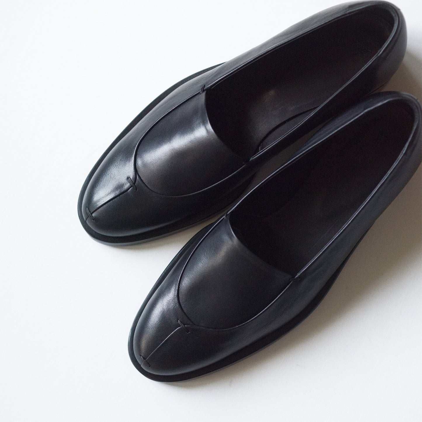 SEAM Loafers