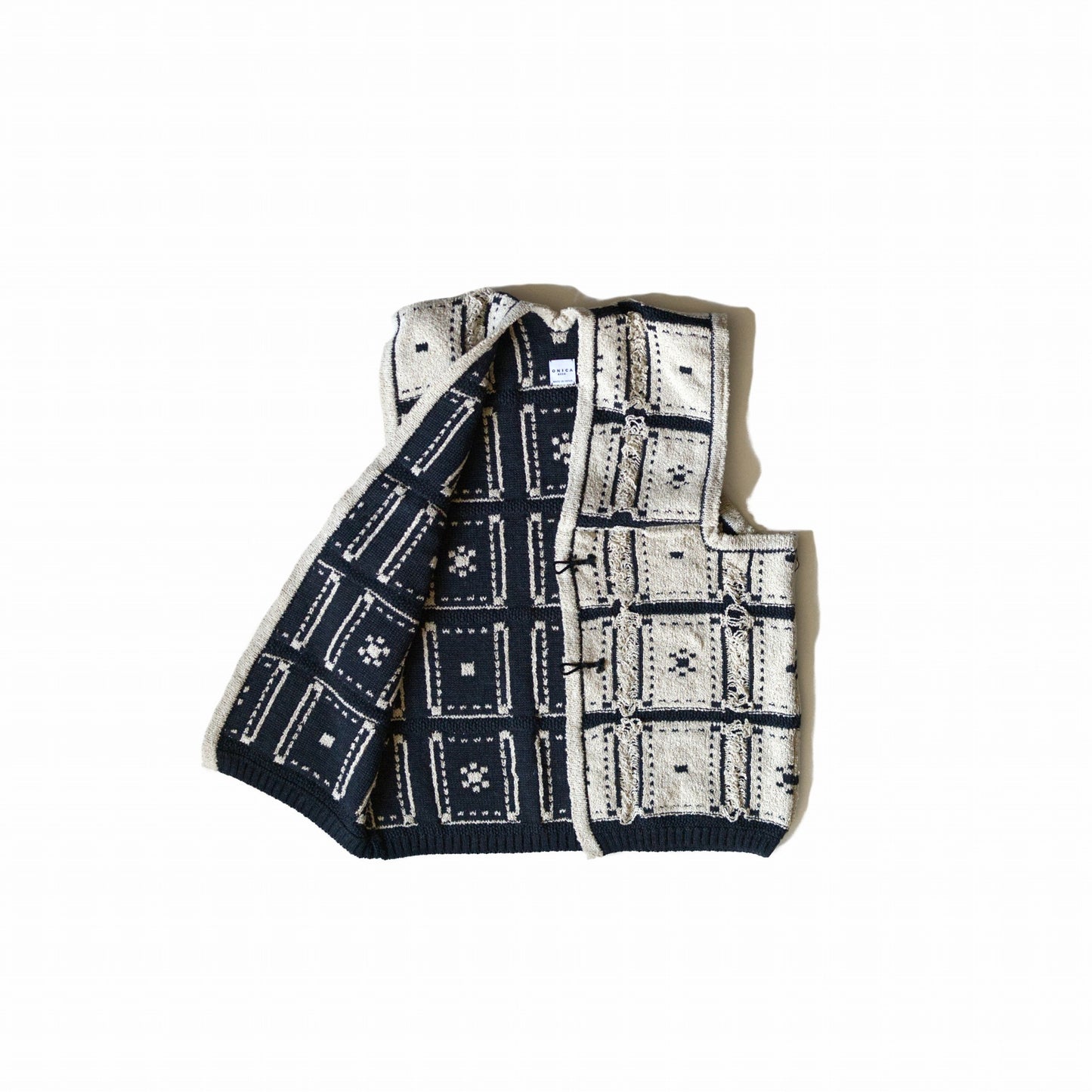 Blocked-Jacquard Vest