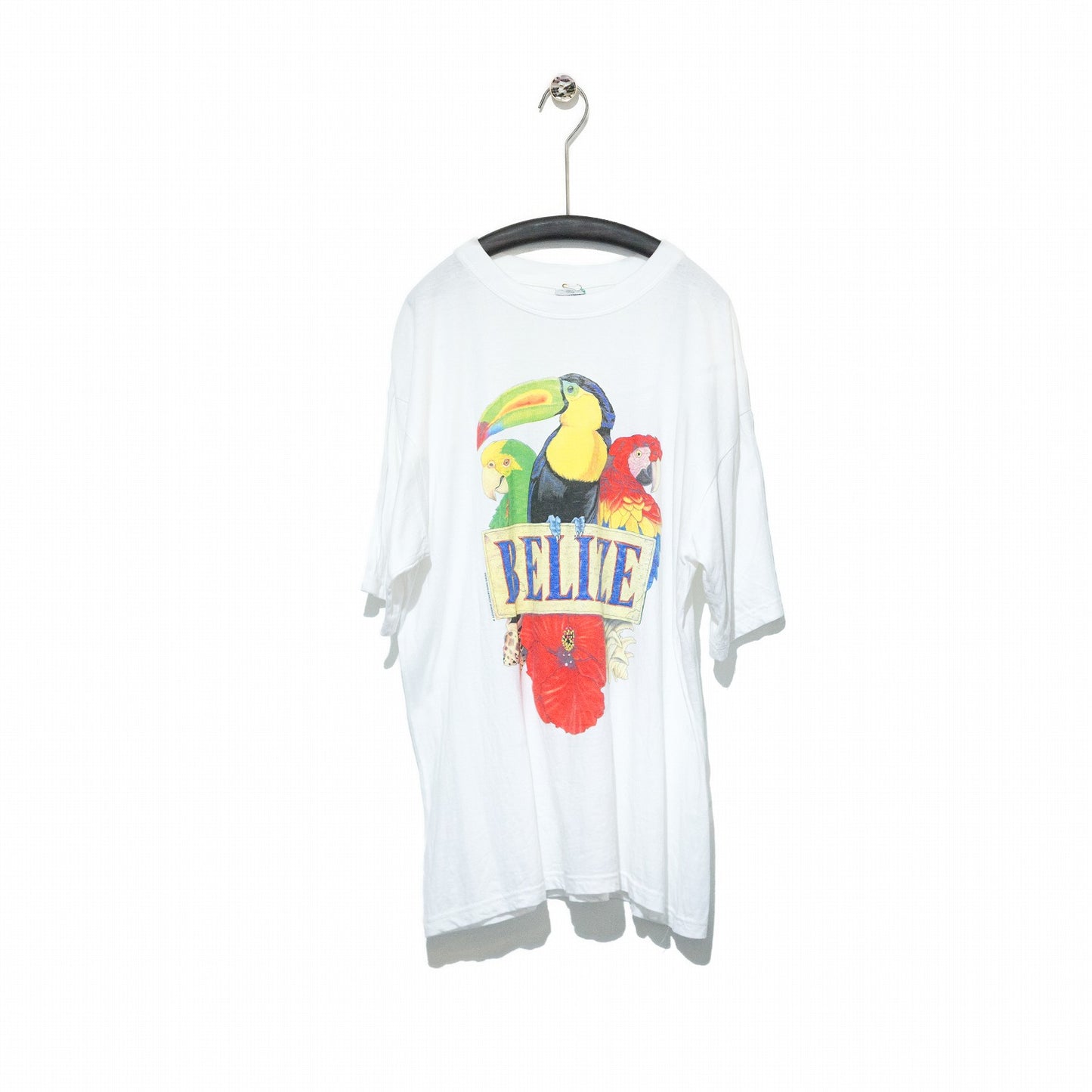 Three parrots Tee