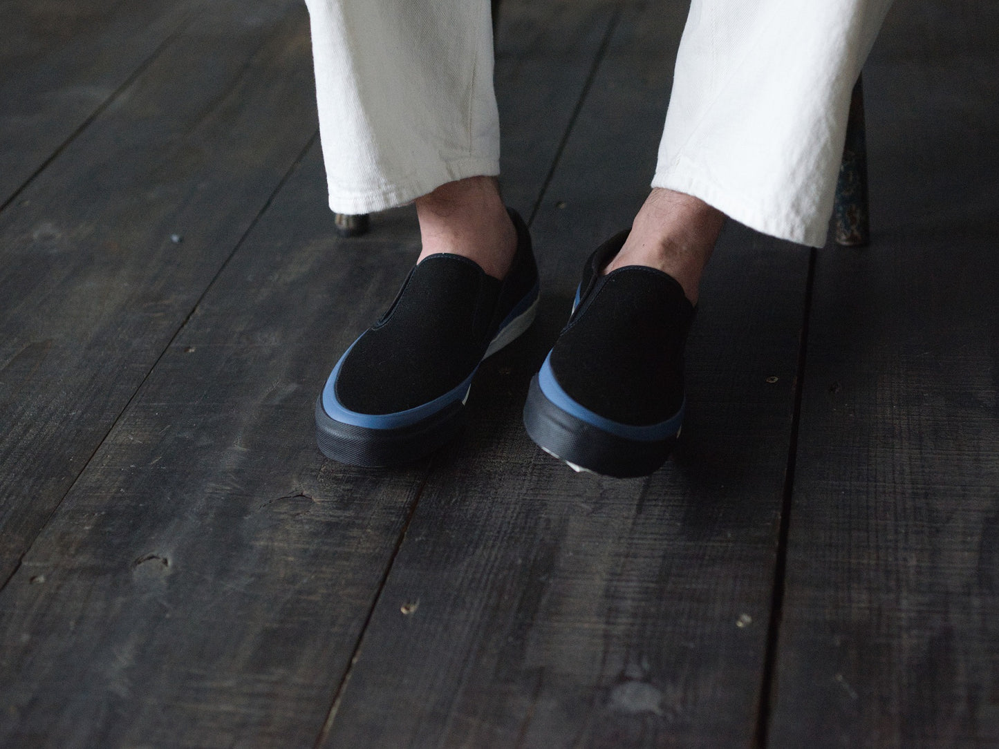 DECK SLIP ON BLACK × BLUE