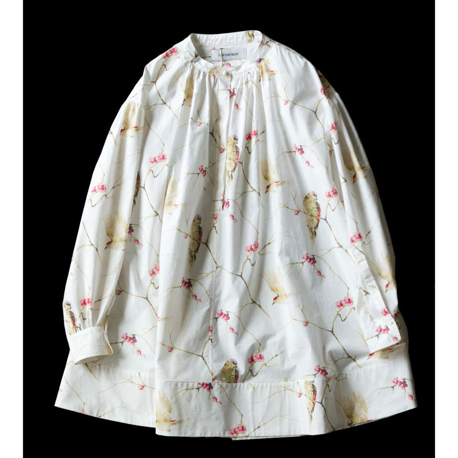 Classic volume blouse