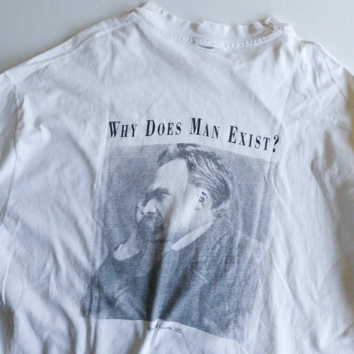 Friendrich Nietzsche T-shirts