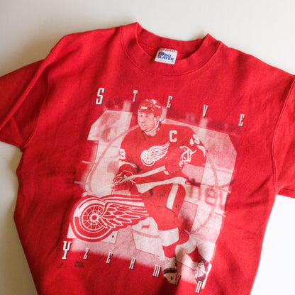 Red wings picture print sweat shirts