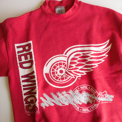 Red wings sweat shirts