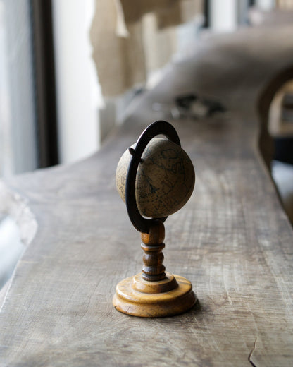 Globe mini