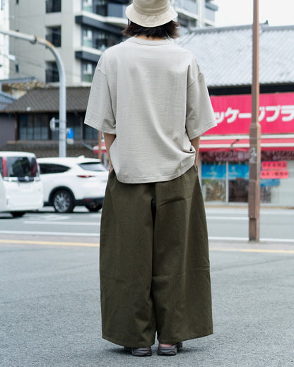 Army Cross One Tuck Flared Pants