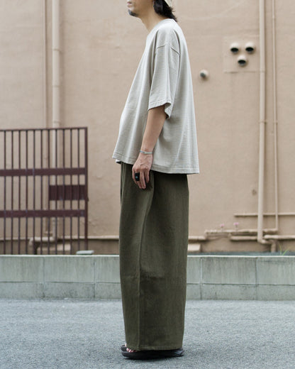 Army Cross One Tuck Flared Pants