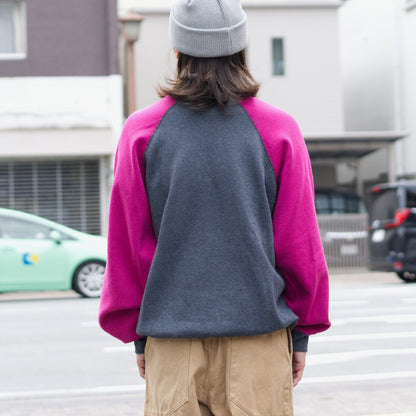 Two color Raglan sleeve sweat shirts