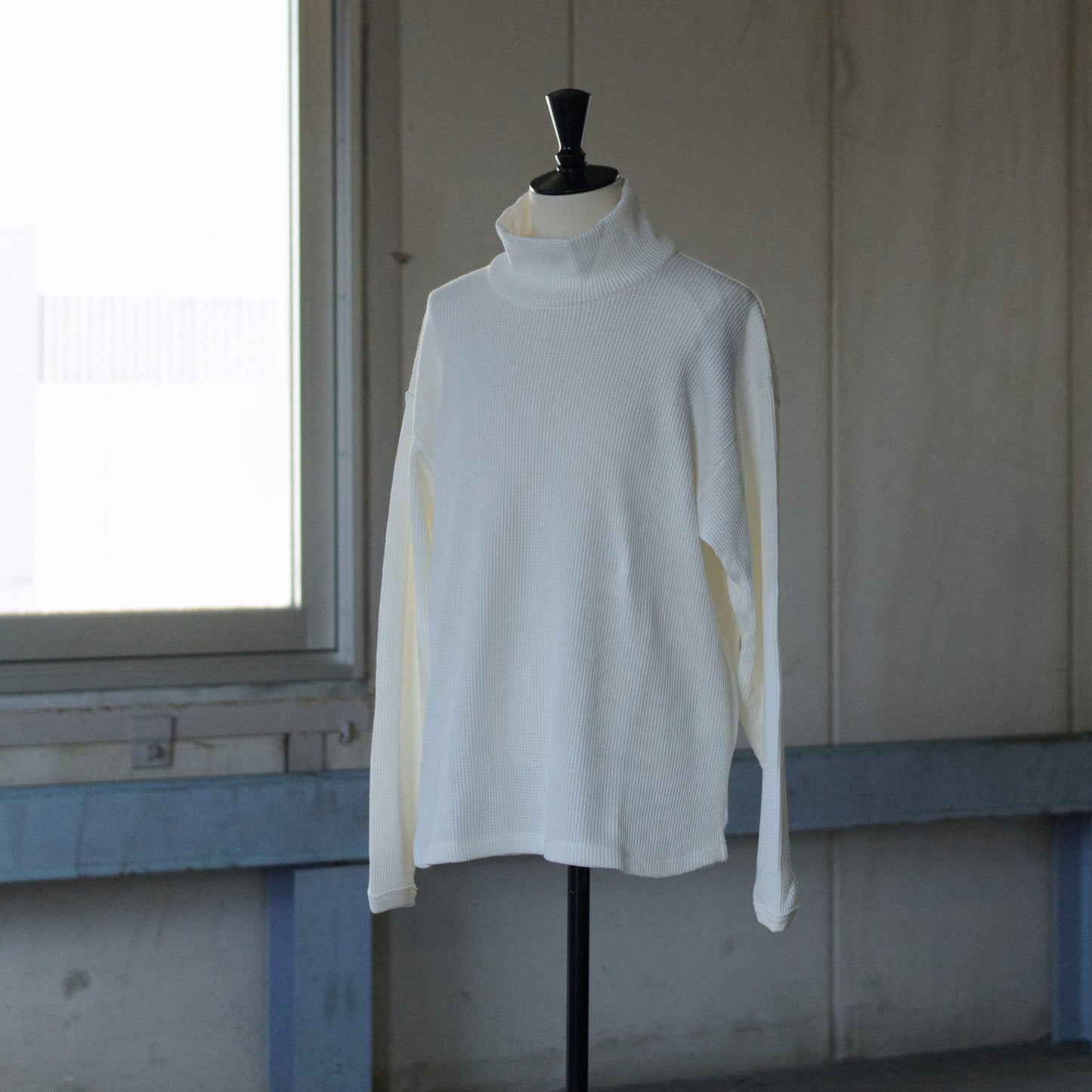 HIGH NECK PULLOVER