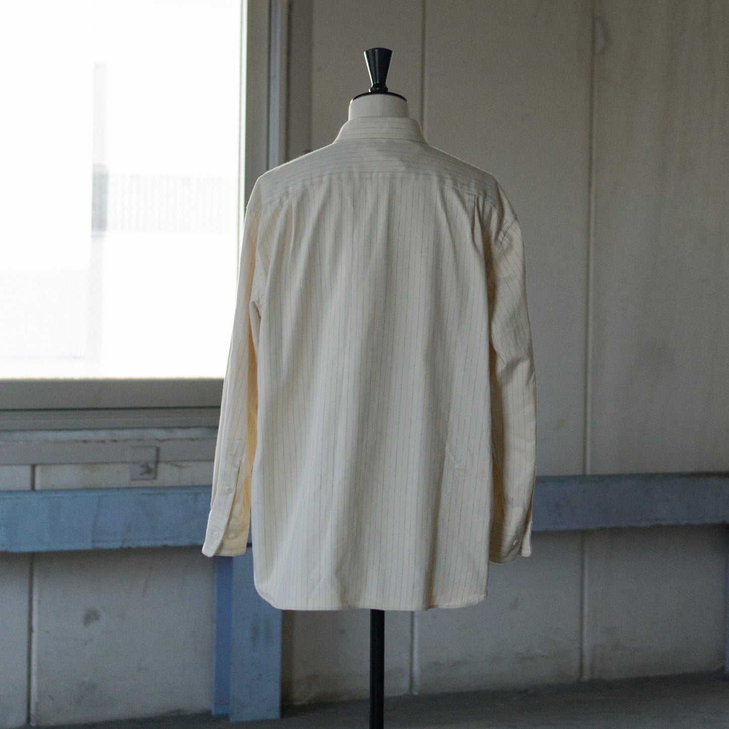 REGULAR COLLAR SHIRT