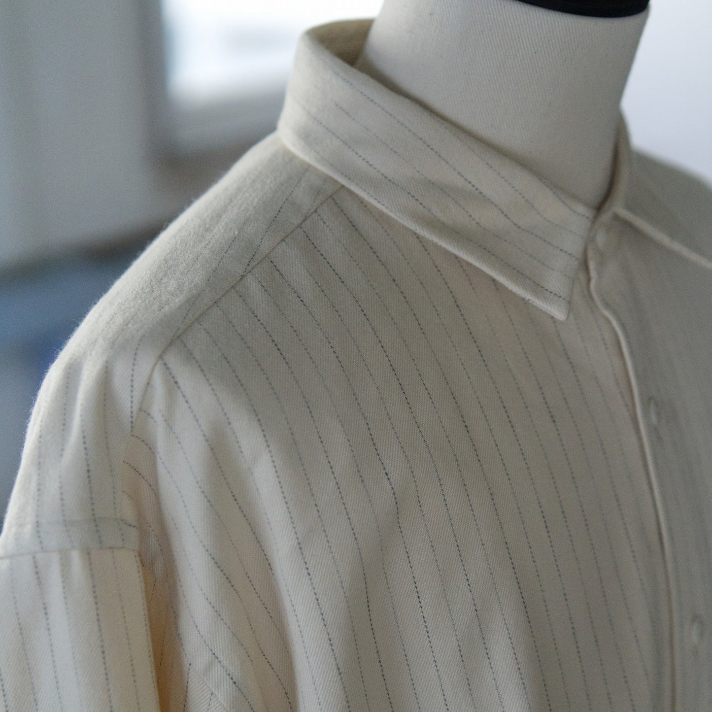REGULAR COLLAR SHIRT