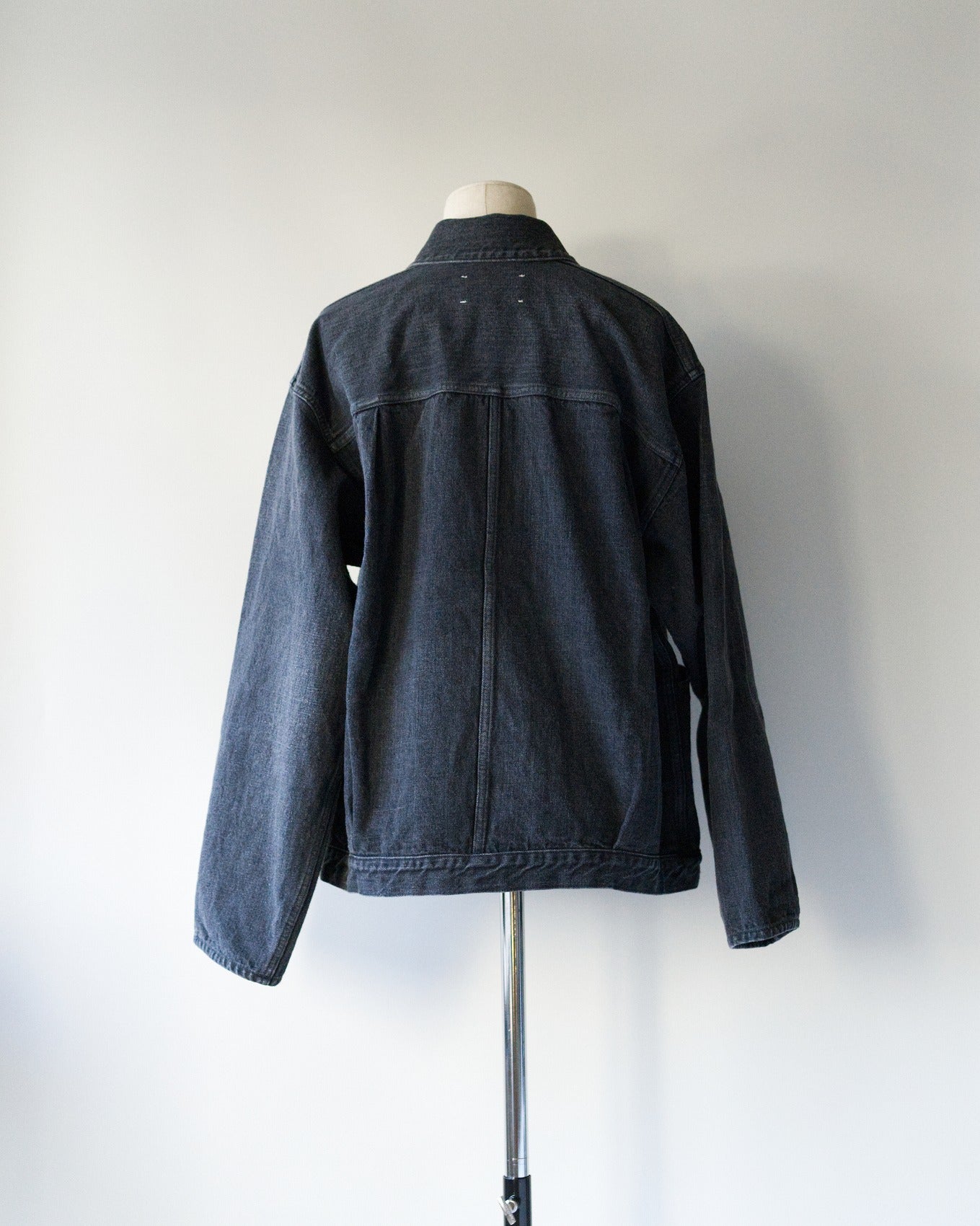 Pleats Jacket