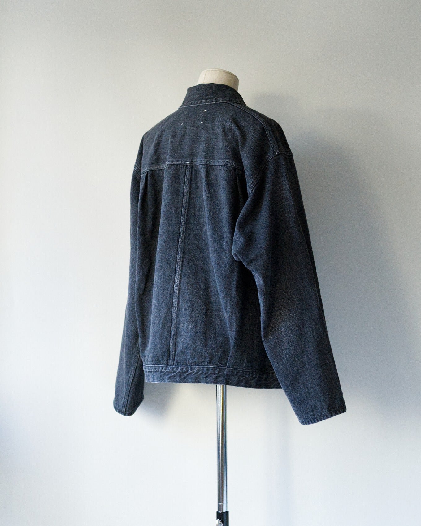 Pleats Jacket