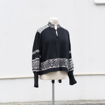 Seiyako jacquard blouse