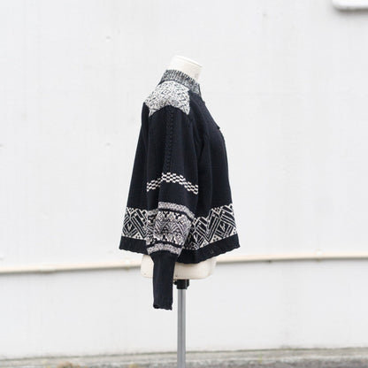 Seiyako jacquard blouse
