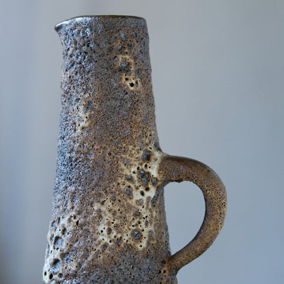 Fat Lava pottery vase 15