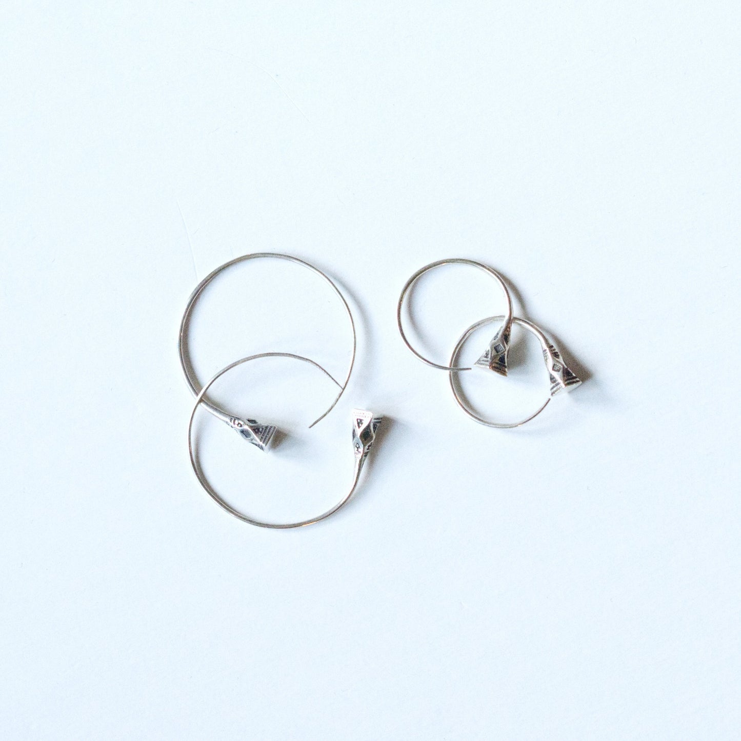 earrings / 01