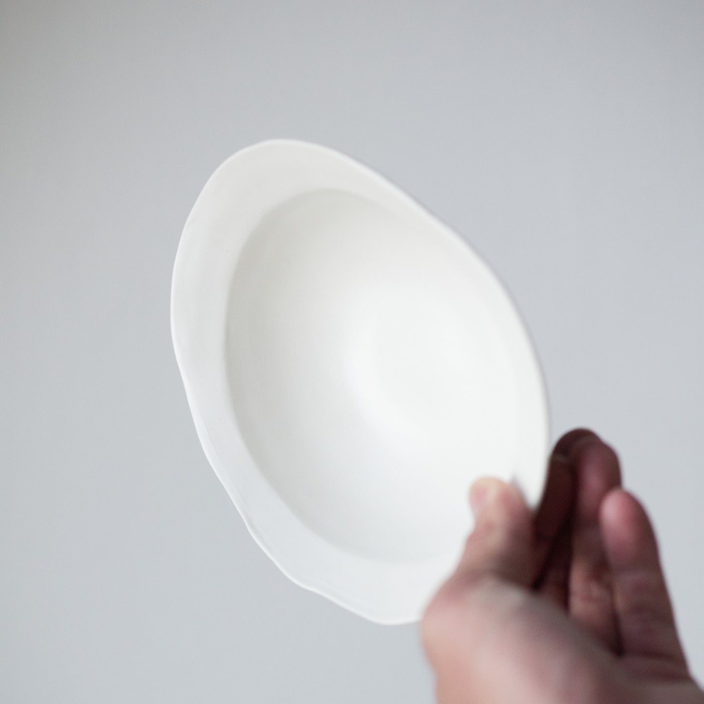 White porcelain matte rim oval deep bowl (medium)