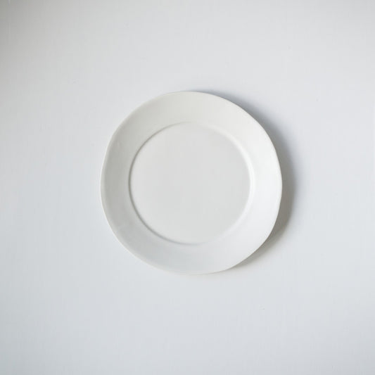 White porcelain matte rim 20cm plate