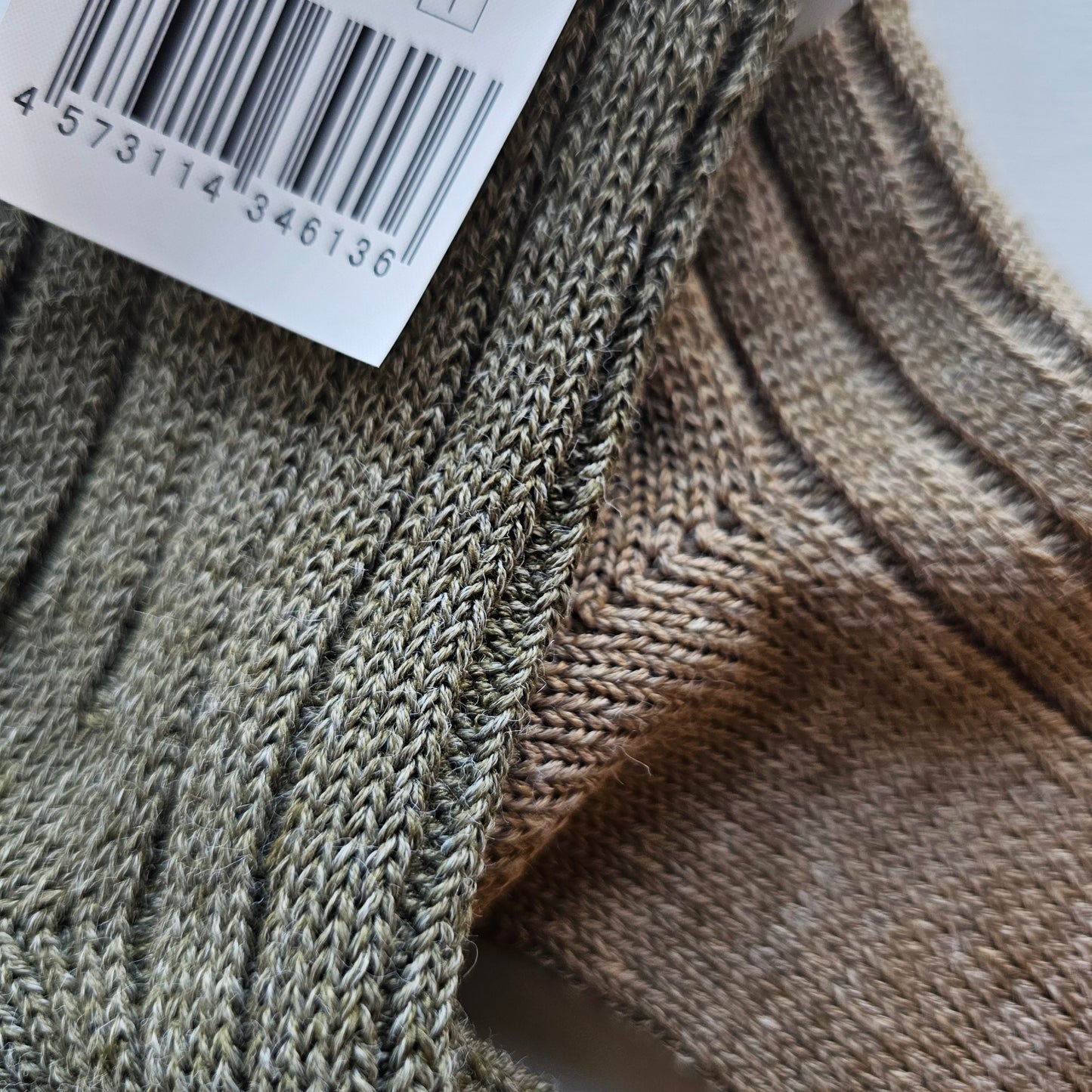 Linen ＆ Recycled Polyester Ribbed Socks｜Middle Length